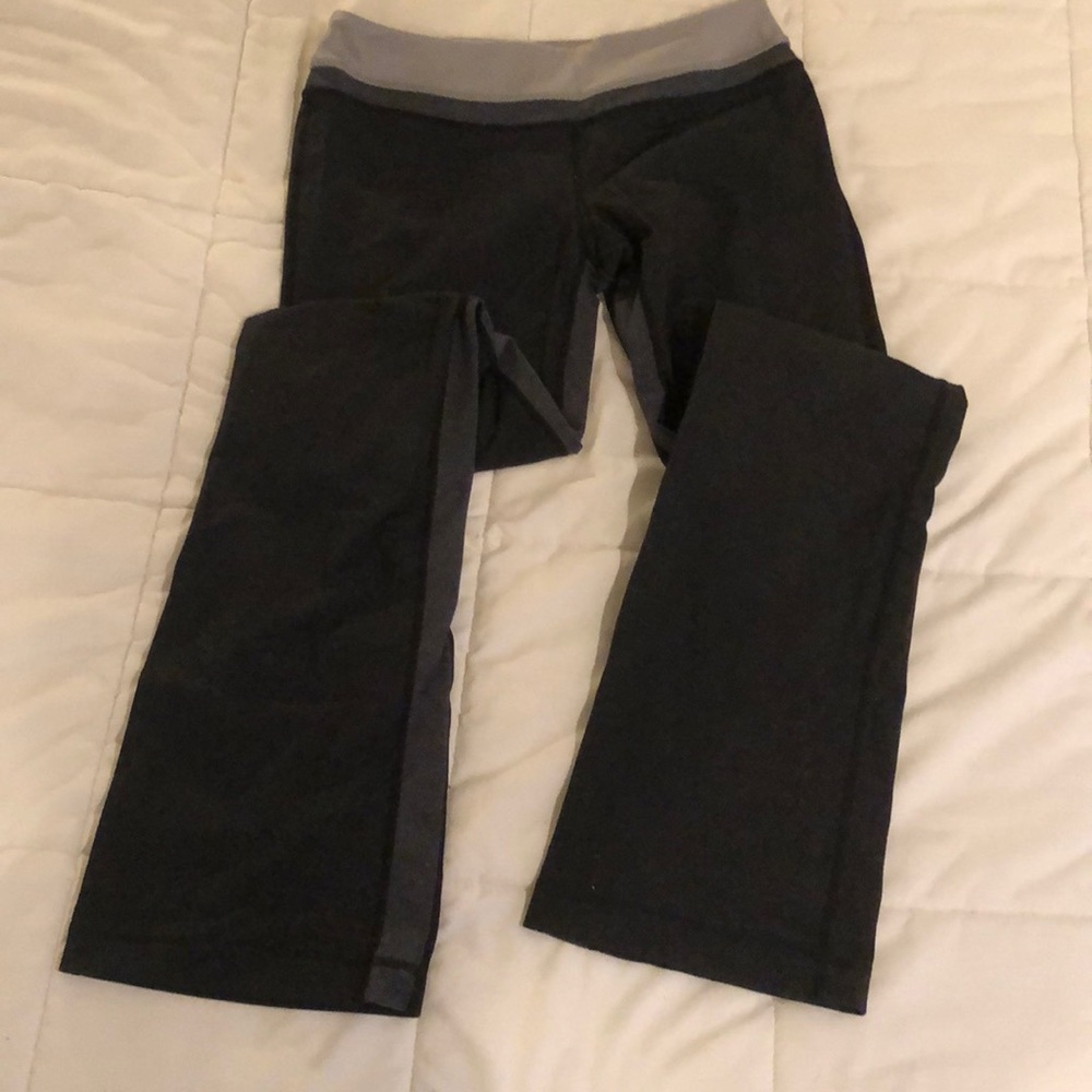 Lululemon low rise boot cut yoga pants. OG!
